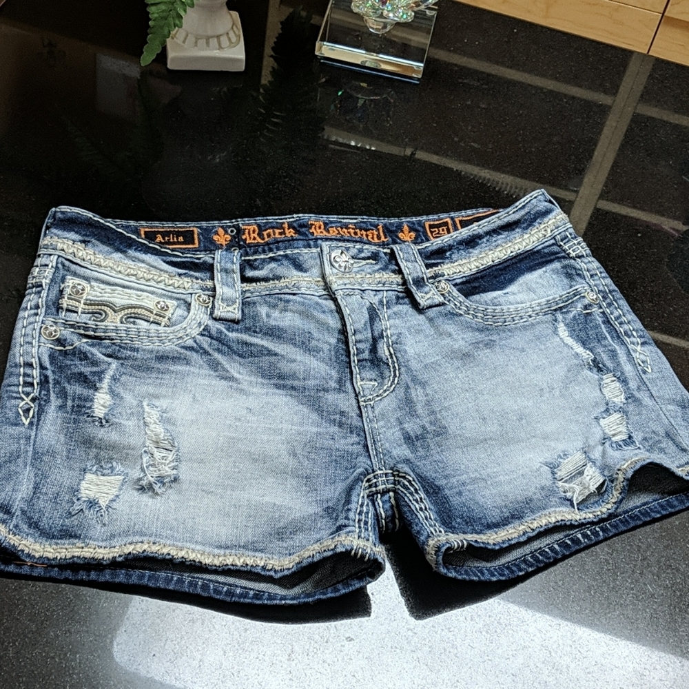 Arlia shorts 29